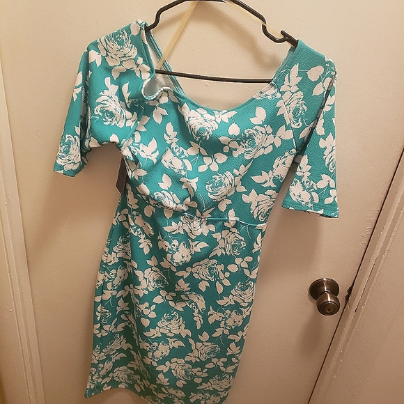 Summer Dress - Picture 2 of 2